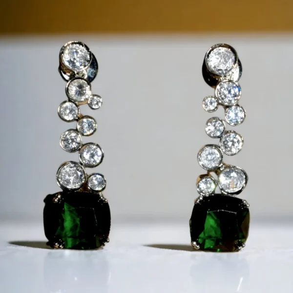 LERORA -Contemporary Drop Earrings.Green