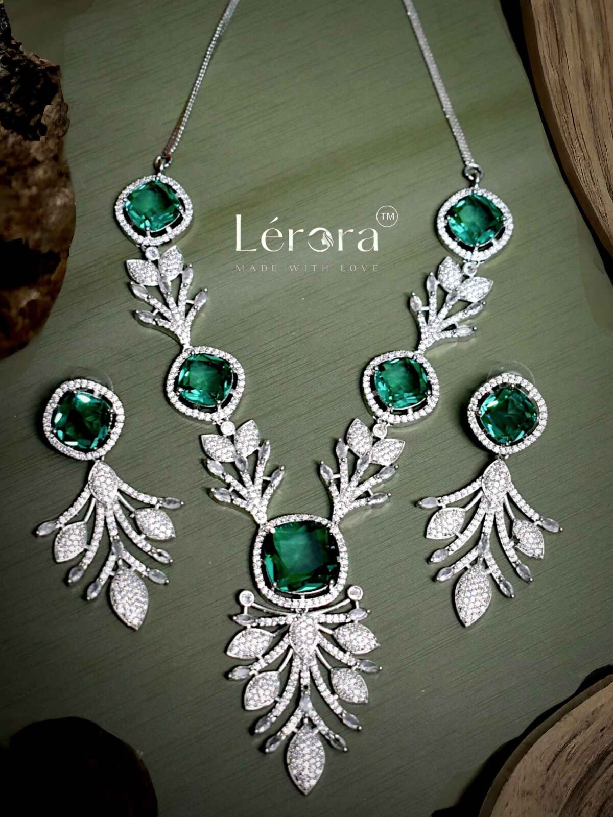 LERORA Aura Sea Green AD/Zirconia Set. LJ9