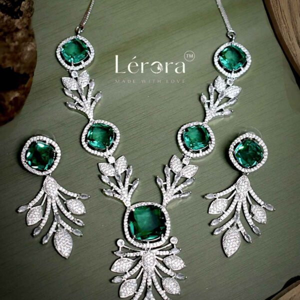 LERORA Aura Sea Green AD/Zirconia Set. LJ9