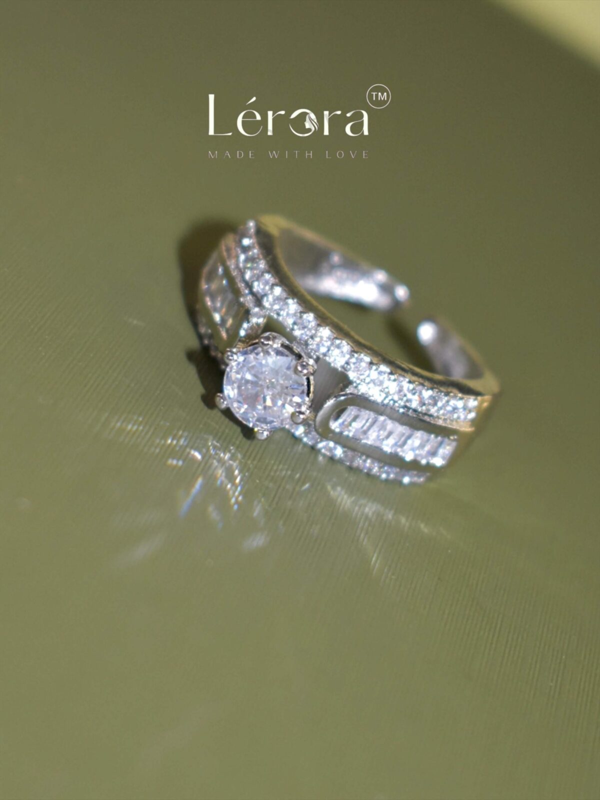 LERORA Alia Rhodium Silver plated Finger Ring