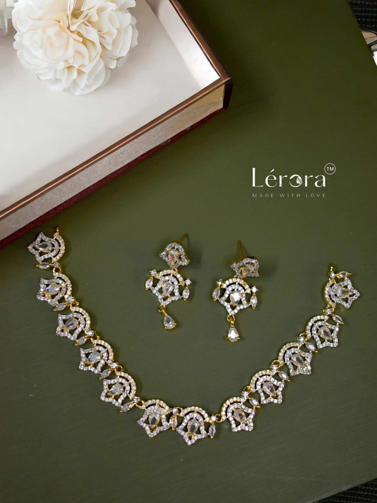 LERORA White and Gold Bell Designer Set for women. LJ18