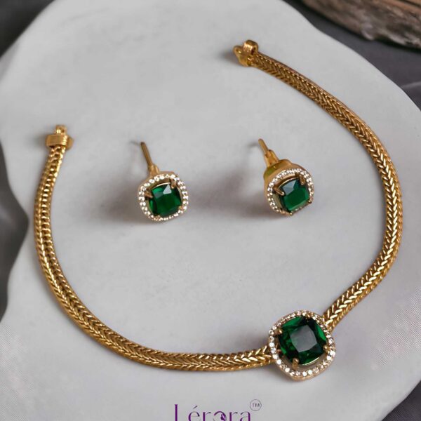 Lerora – Ultimate Premium Quality AD Elegant Simple Necklace. Emerald LJ8